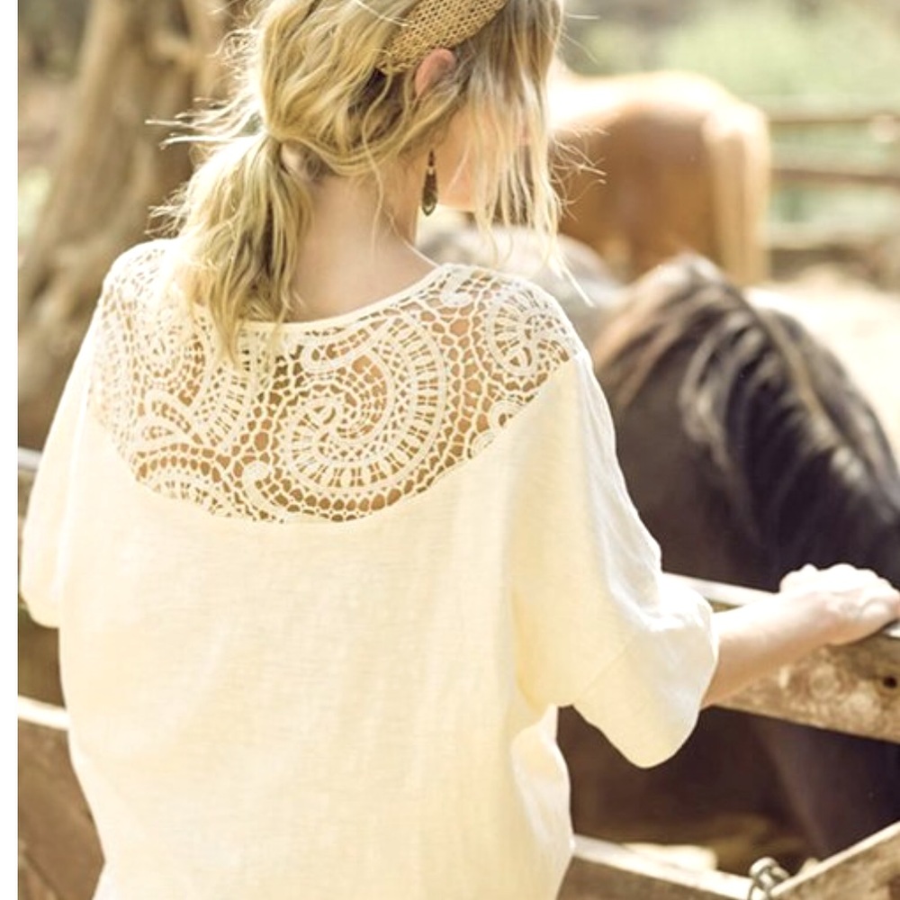 NEW Gorgeous Lace Yoke Embroidered White Cotton Short Sleeve Tee